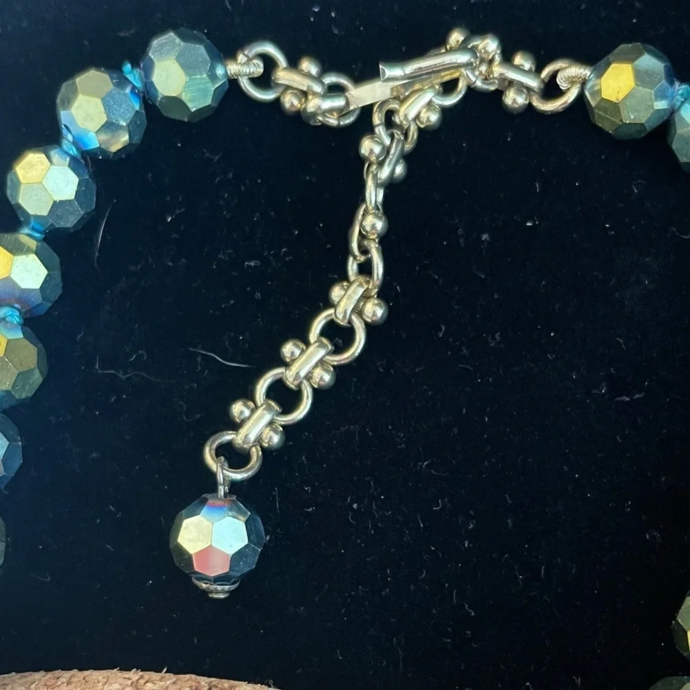 Heidi Daus Green and Gold Crystal Necklace - Picture 4 of 7